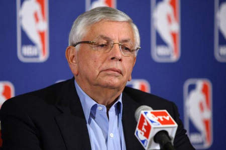 毫不拖泥带 毫不拖泥带